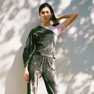 MNZ velvet set Julia pants and Luna top silvery grey